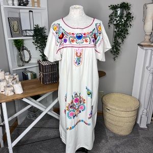 Vintage Boho Caftan with Embroidered Details